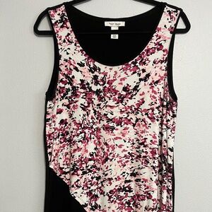 White House Black Market asymmetrical floral tank